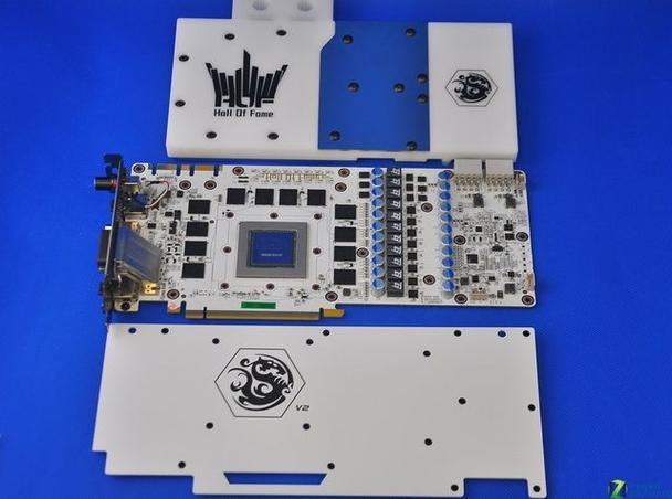 GTX980ti水冷散热优势显著，如何挑选合适产品？  第2张
