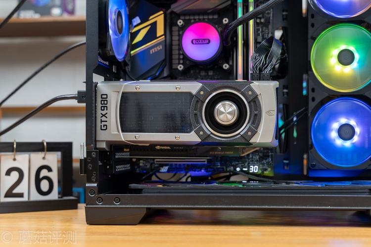 英伟达经典显卡GTX980深度解析：性能出众但玩3A大作有小瑕疵  第2张