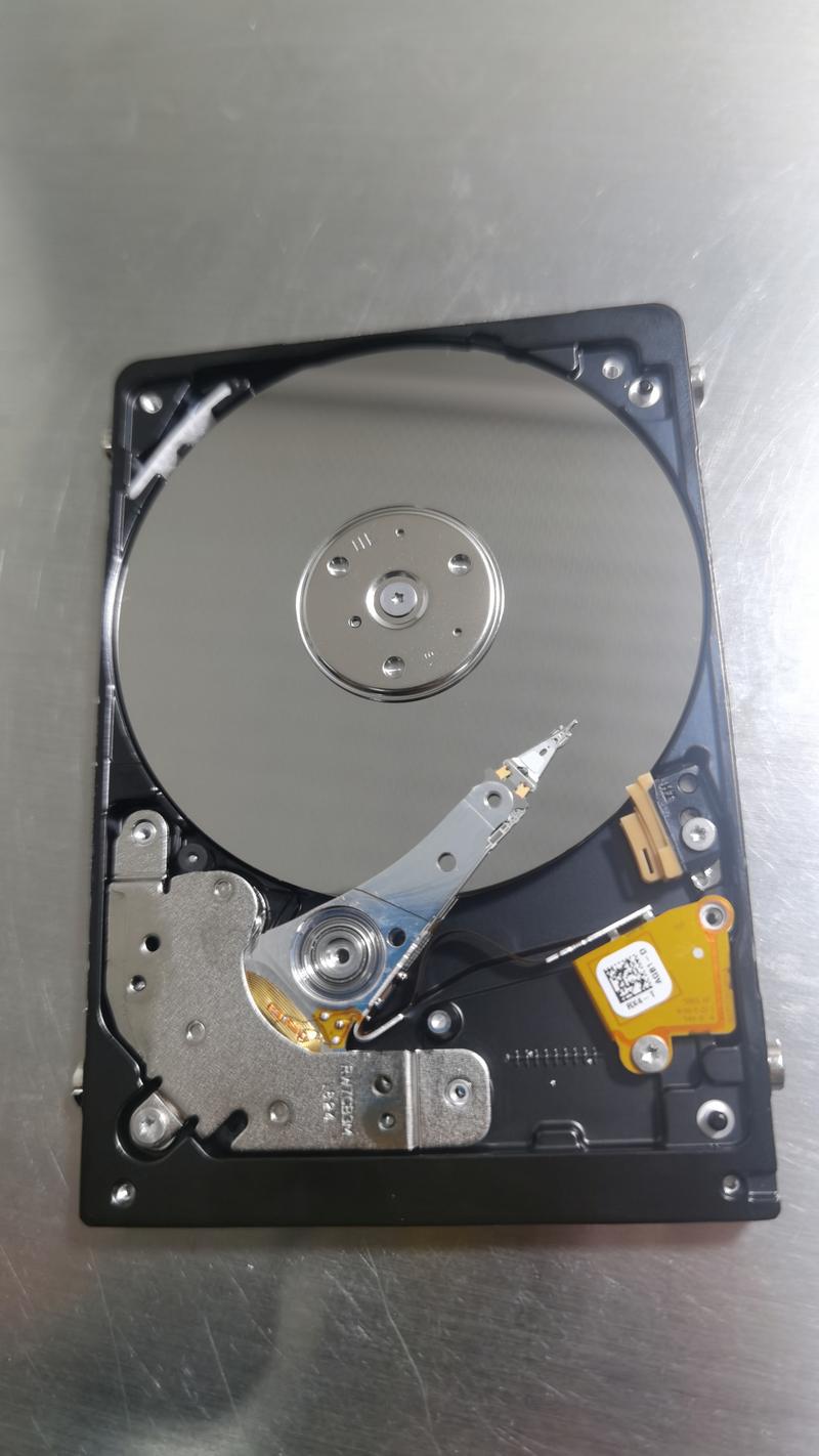 深入了解希捷硬盘内部结构：盘片与磁头的关键作用？  第5张