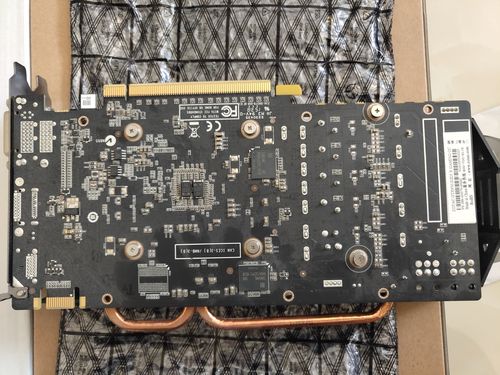 索泰GTX950-2GD5显卡：大众玩家之选，性能外观全解析  第3张