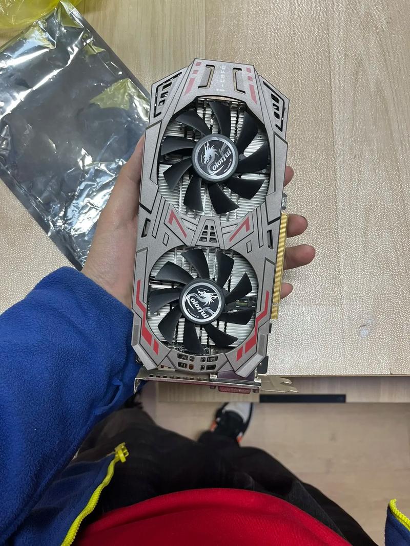 七彩虹GTX960海外版显卡解析，外观设计与细节处理全揭秘  第2张