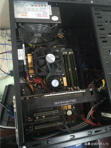 硬盘与机箱：计算机核心部件，确保电脑稳定运作的关键？