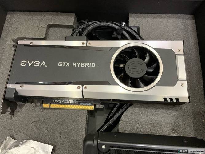 华硕GTX980TI水冷装置，散热效能强，原理稳定可靠  第10张