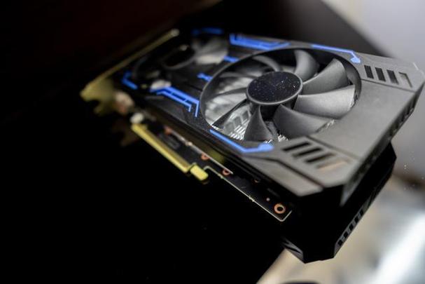 Pro Duo GTX1080显卡性能出众，游戏图形处理轻松应对