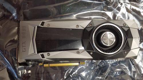 华硕非公版GTX1080显卡：独特设计与出色性能的耀眼新星？  第3张