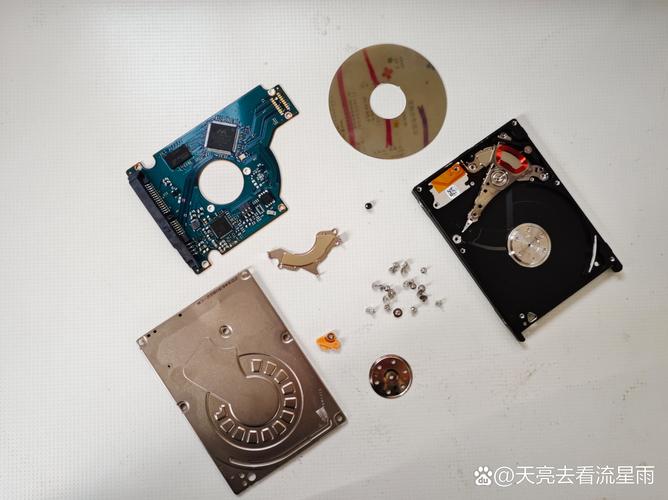 拆解日立移动硬盘的乐趣与挑战，必备工具及关键步骤详解  第2张