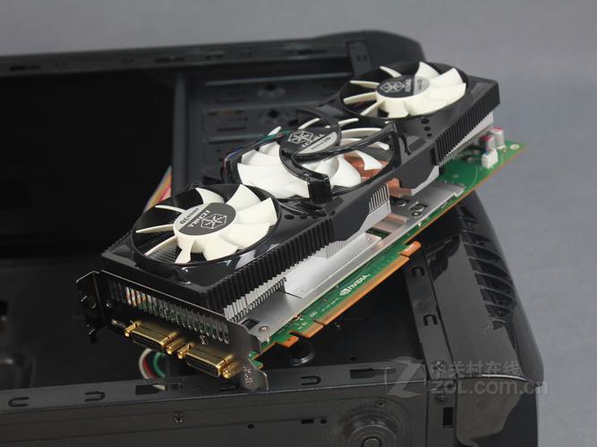 映众GTX570冰龙显卡：性能卓越，独特外观成热门之选  第5张