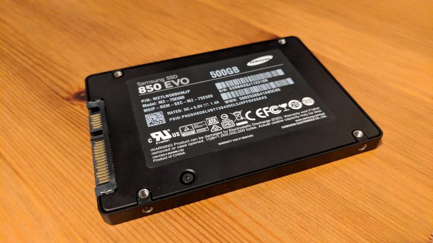 120G固态硬盘哪家强？三星850EVO表现超亮眼