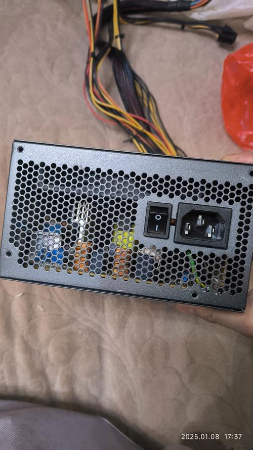 300w gtx960 电脑爱好者必看！300W电源能否带得动GTX960？  第2张