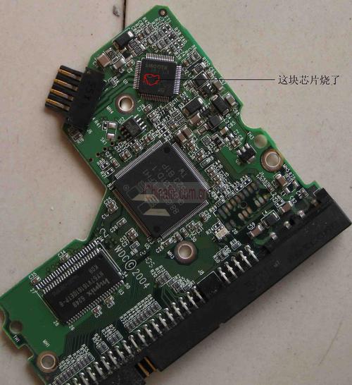 西数硬盘PCBA：核心组成及元件构成，数据存储读取的关键  第8张