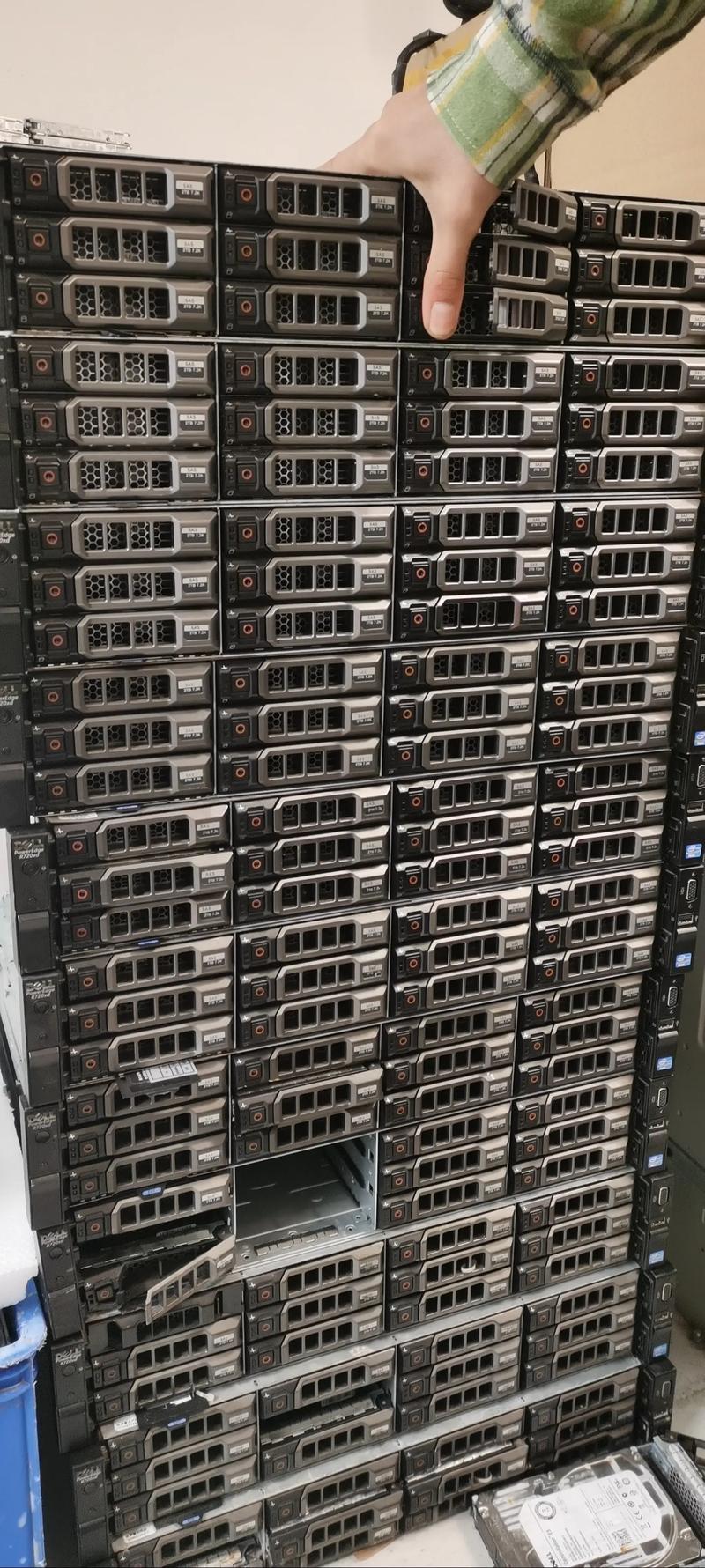 探秘SAS硬盘：15000转高速运转，凭何成数据存储利器？  第5张