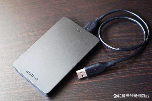 4T移动硬盘受青睐却常无法识别？这些关键点要知道  第4张
