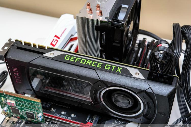 GTX Titan X水冷系统优势尽显，散热强噪小！你了解多少？  第4张