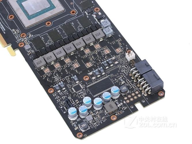 GTX Titan X主板性能卓越，硬件规格与接口设计亮点多  第5张
