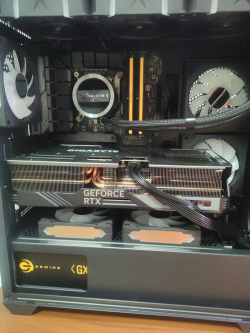 GTX750尺寸揭秘：适配机箱与内部布局的关键要素  第3张