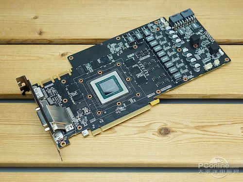 深入解析GTX970 PCB：结构与电气性能的关键要素  第3张