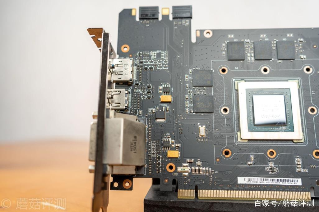 gtx980ti拆解 深入了解GTX980ti内部结构，拆解前这些准备要做好