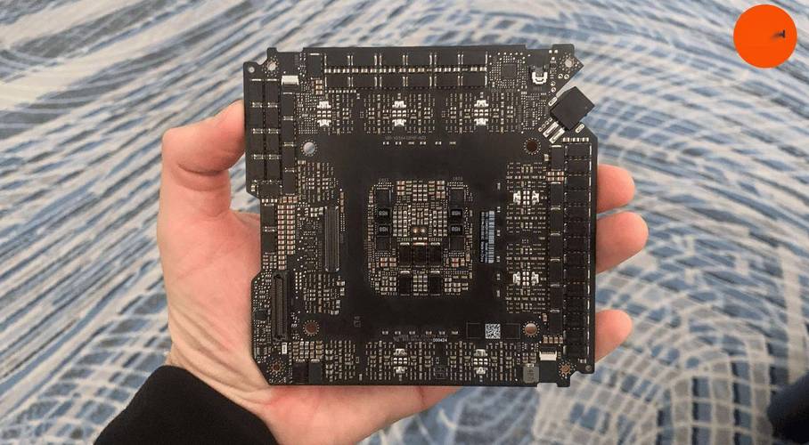 GTX670 公版显卡散热设计有多关键？深入剖析其散热性能  第3张