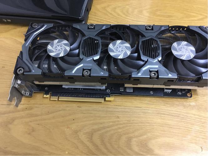 GTX770冰龙版显卡长度特点详解，关乎机箱兼容性  第2张