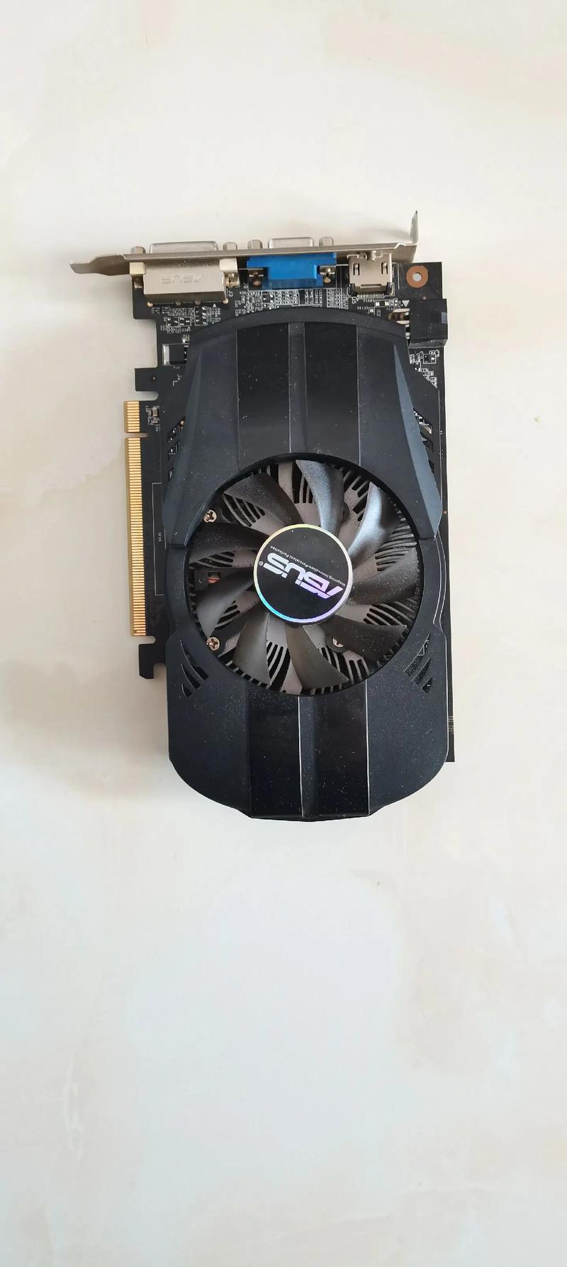 华硕经典GTX650显卡性能卓越，如今却难跟上技术步伐？