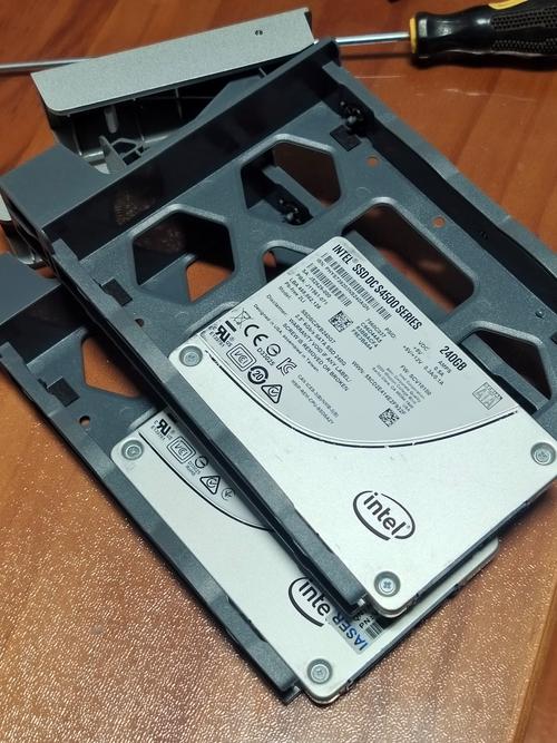 英特尔120G固态硬盘：曾卓越如今淡出，多方面剖析其性能  第5张