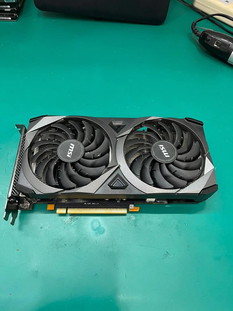 微星GTX580显卡测评：性能优势尽显，外观设计却有瑕疵？  第9张