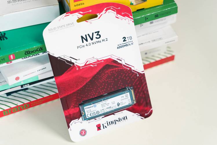 金士顿30G固态硬盘，体积小巧性能优，适配多样设备  第2张