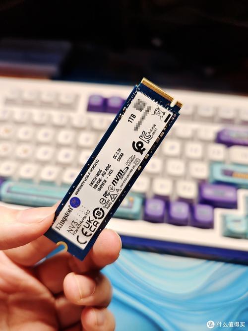 金士顿30G固态硬盘，体积小巧性能优，适配多样设备  第3张