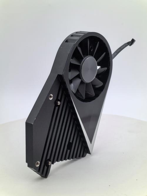 微星GTX570公版显卡：独特硬件设计，卓越性能受关注  第2张