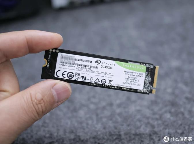 希捷1TB固态硬盘：存储升级热门之选，性能外观全解析  第2张