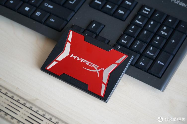 HyperX Fury固态硬盘备受青睐，读写快且外观简约时尚
