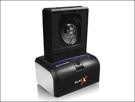 Thermaltake硬盘盒：实用工具，兼具出色外观与便携性  第7张