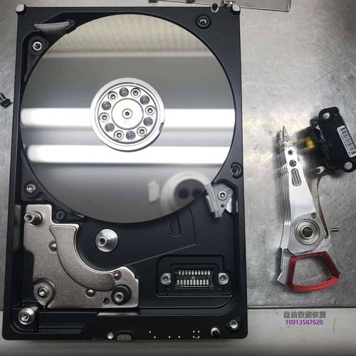 西部数据硬盘磁头校正：影响性能与精度，专业操作是关键  第6张