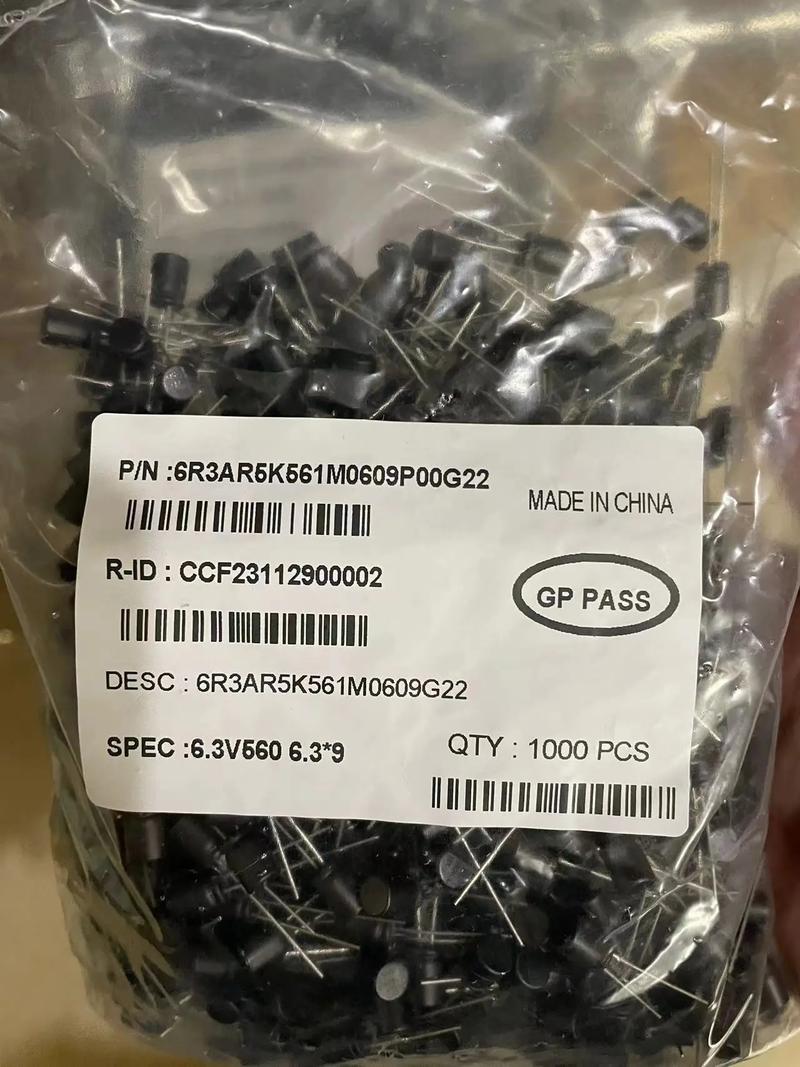 GTX1080显卡电容大揭秘：固态电容与陶瓷电容的关键作用？  第6张