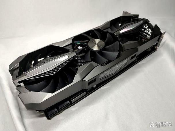 技嘉GTX Titan Z显卡备受青睐，多领域性能出众，深入剖析来了