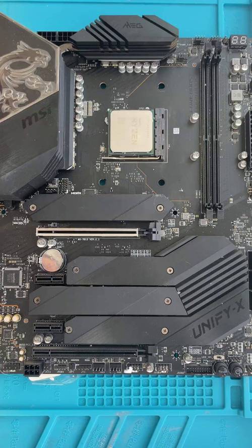 深入拆解微星GTX770显卡，洞察内部构造与制造工艺  第8张