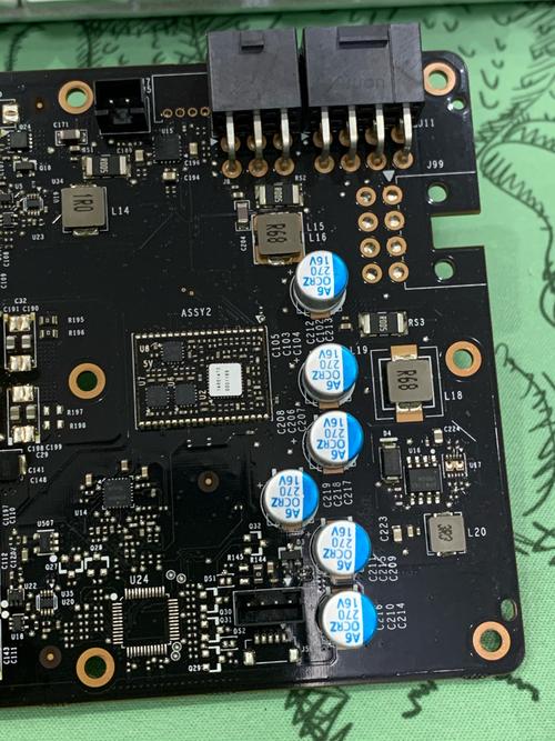 GTX980供电系统揭秘：双8pin接口如何保障高性能运行？  第10张