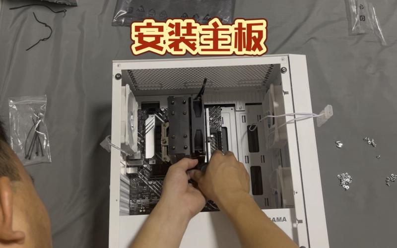鑫谷光韵6机箱安装硬盘全攻略，从机箱到硬盘选择  第7张
