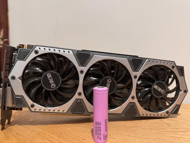 开箱技嘉GTX970显卡，感受其包装魅力与内部配件  第3张