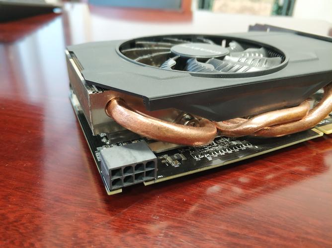 开箱技嘉GTX970显卡，感受其包装魅力与内部配件  第4张