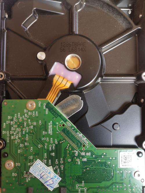 wd1t硬盘怎么拆 拆解WD1T硬盘前的准备工作及注意事项，你了解多少？  第5张