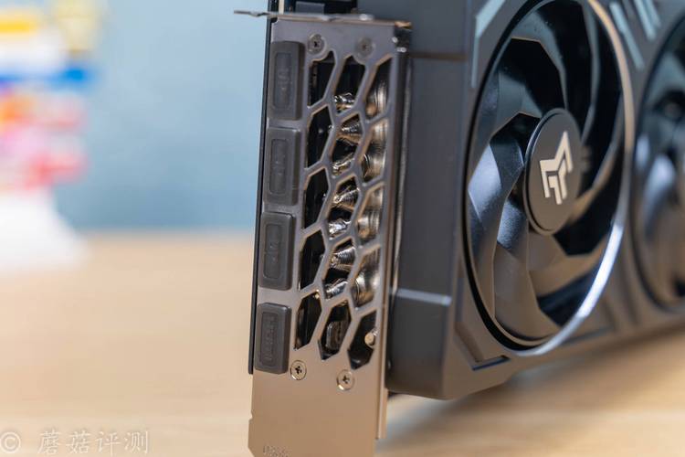 NVIDIA 黑金 GTX1080Ti 显卡性能卓越，多领域表现出色！如何解析？  第3张