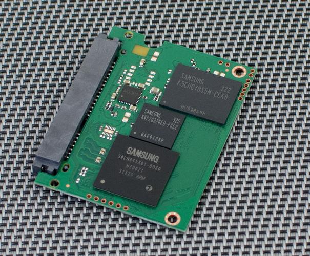 三星evo840硬盘拆解全流程，这些准备工作要做好  第8张