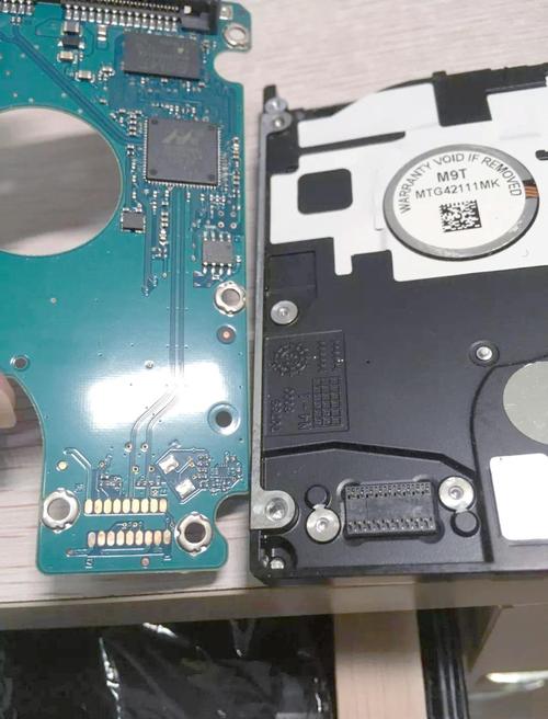 拆解希捷睿品移动硬盘必备工具及关键步骤详解