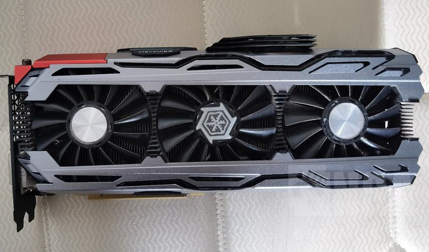 GTX1080超级冰龙显卡：性能卓越且外观炫酷，成游戏爱好者首选  第4张