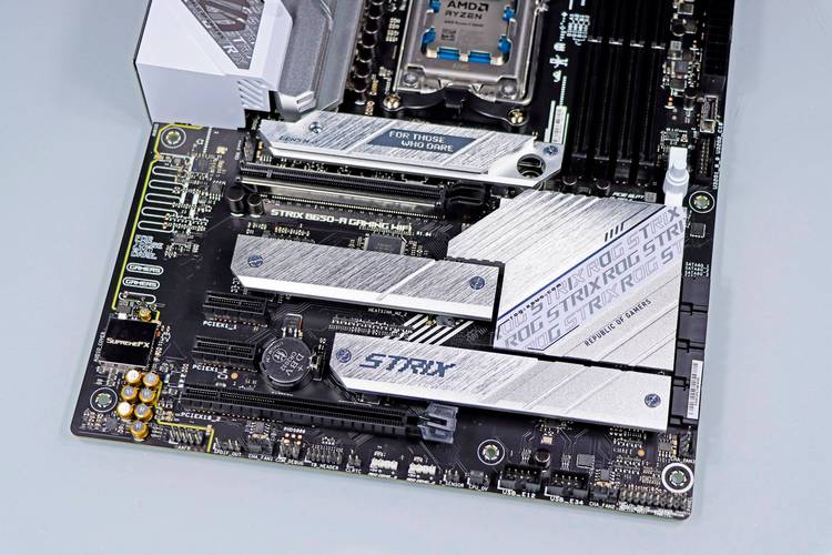 AMD 641主板能装固态硬盘吗？这些细节你要知道