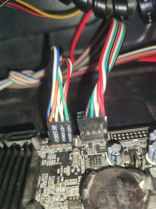 技嘉A88XM-DS2主板硬盘接口特点全解析，关乎存储效能