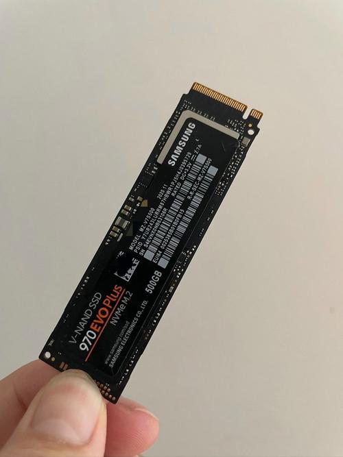 技嘉B365主板适配的固态硬盘推荐，三星970 EVO Plus性能超棒  第2张
