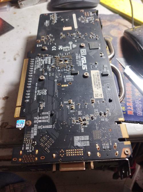 华硕GTX960 SLI方案：互联双显卡，提升游戏性能与体验  第9张