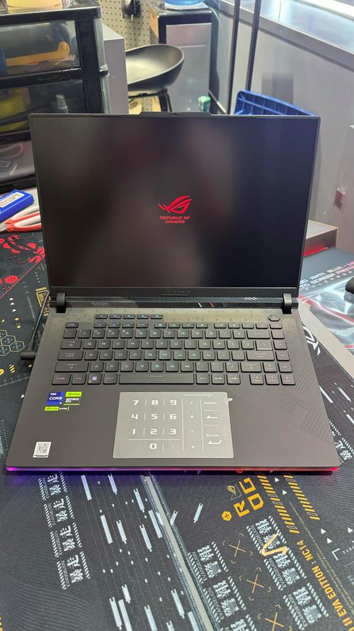 GTX880MX：性能卓越的笔记本显卡，带你领略优质电竞体验  第9张